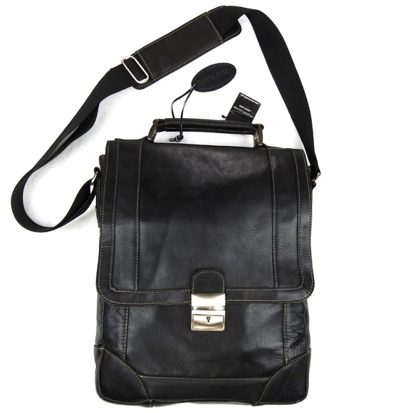 Wilsons Leather Other - Wilsons Leather Vacqueta Single Lock Leather Bag